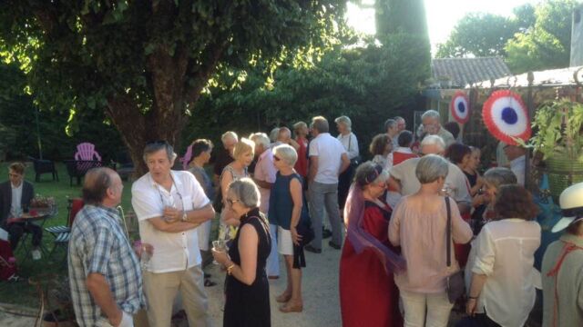 Les membres et les invités